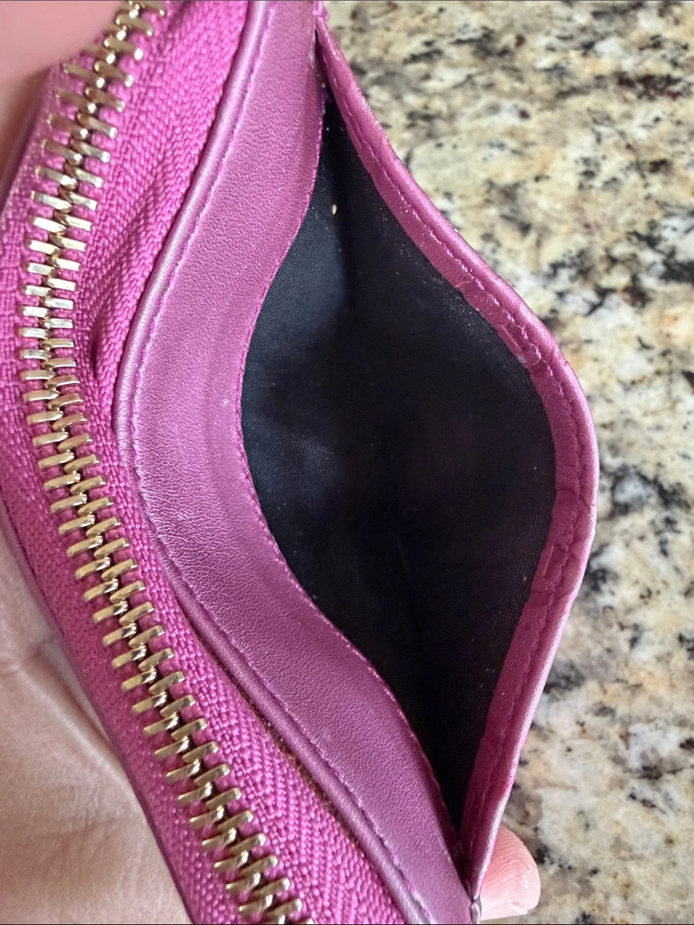 Gucci Pink Embossed GG Card Pouch with Heart Charm Guccissima